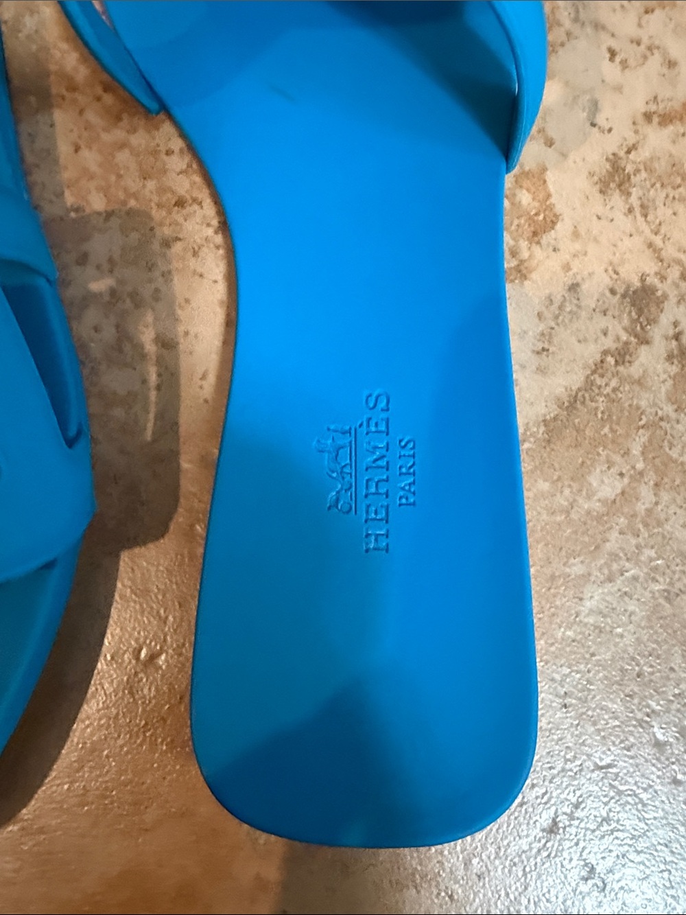 Hermes Bright Blue Oran Rubber Slide Sandals - Picture 2 of 6
